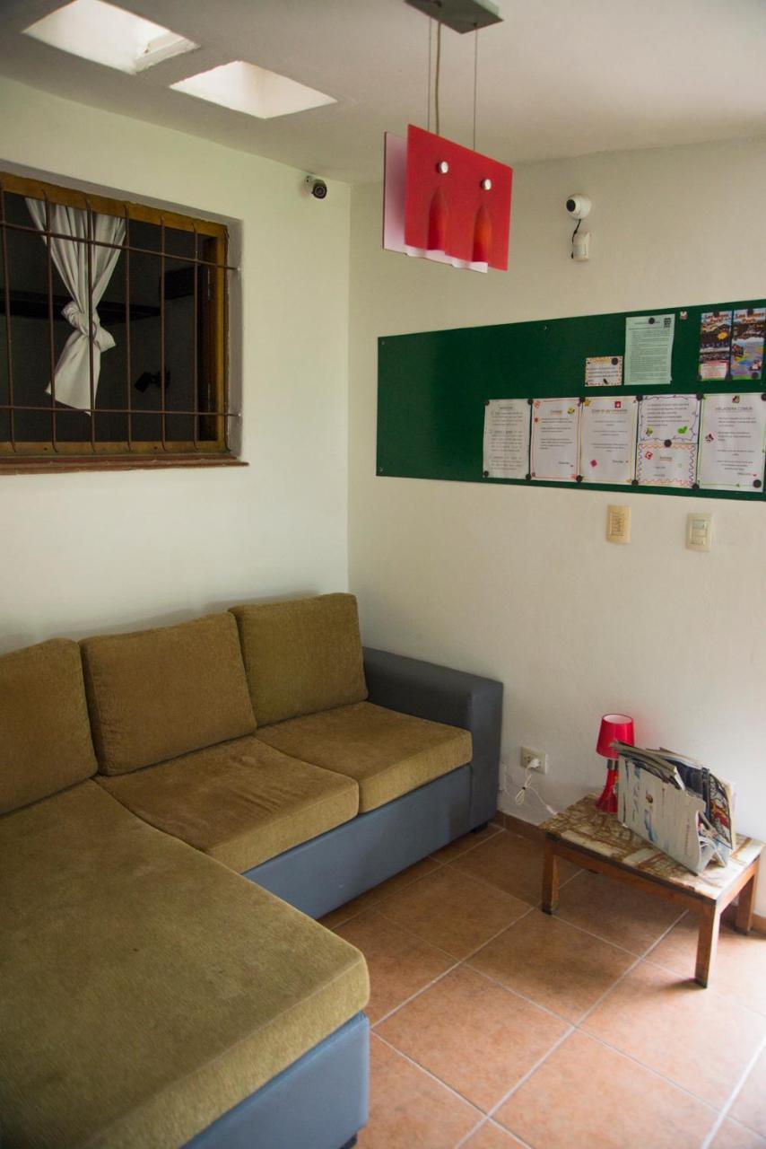 Feliza Hostel Villa Carlos Paz Dış mekan fotoğraf